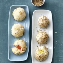 Sticky Rice Balls (süß und salzig) Sticky Rice Balls (süß und salzig)