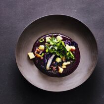 Rotkohl mit Apfel-Bacon Salat