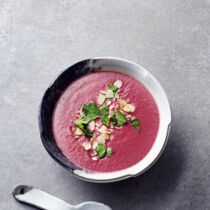 Rote-Bete-Kokos-Suppe mit Ingwer