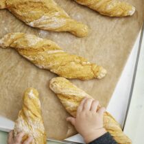 Fluffige Dinkel-Möhren-Stangen Fluffige Dinkel-Möhren-Stangen