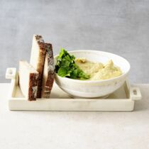 Hummus mit Sesamsamen