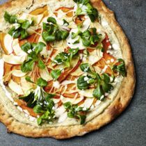 Flammkuchen mit Kürbis und Apfel Flammkuchen mit Kürbis und Apfel