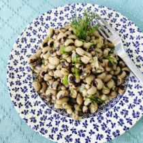 Schwarzaugenbohnen-Salat mit Dill Schwarzaugenbohnen-Salat mit Dill