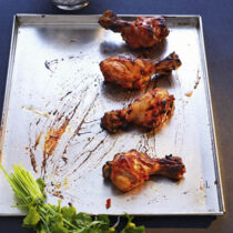 Tandoori-Chicken-Drums mit Korianderdip Tandoori-Chicken-Drums mit Korianderdip