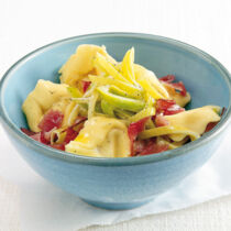 Tortellini mit Lauch-Sahne-Sauce