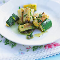 Marinierte Zucchini mit Kapern Marinierte Zucchini mit Kapern