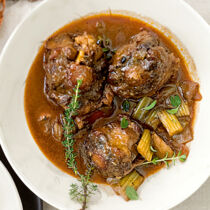 Ochsenschwanz in Lagrein Ochsenschwanz in Lagrein