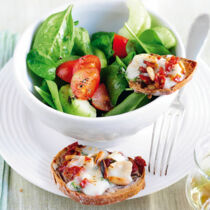Spinatsalat mit Ziegenkäse-Crostini Spinatsalat mit Ziegenkäse-Crostini