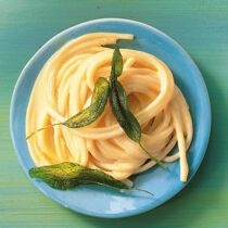 Spaghetti mit Salbei Spaghetti mit Salbei