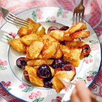 Semmelschmarren mit Kirschen