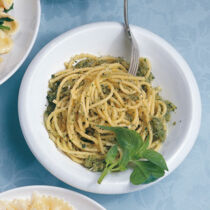 Spaghetti mit Sizilianischem Pesto Spaghetti mit Sizilianischem Pesto