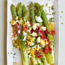 Grüner Spargel mit Vinaigrette