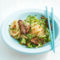 Glasnudelsalat mit Sesam-Beef Glasnudelsalat mit Sesam-Beef