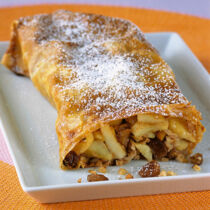 Apfelstrudel mit Filoteig Apfelstrudel mit Filoteig