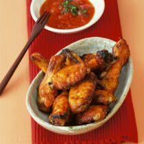 Chicken Wings mit Tomatendip Chicken Wings mit Tomatendip