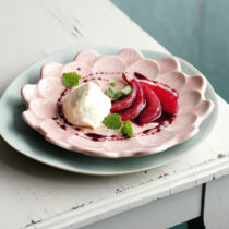 Zitronenmousse mit Rotweinbirne Zitronenmousse mit Rotweinbirne