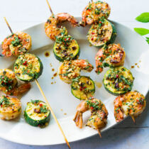 Garnelen, Zucchini und Thai-Gremolata Garnelen, Zucchini und Thai-Gremolata