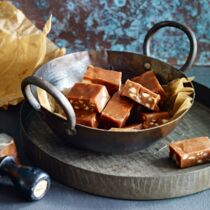 Vollmilch-Erdnuss-Fudge Vollmilch-Erdnuss-Fudge