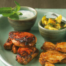 Tandoori-Hähnchen mit Minze-Joghurt Tandoori-Hähnchen mit Minze-Joghurt