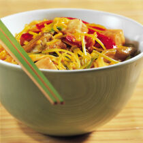 Currynudeln mit Kokosmilch Currynudeln mit Kokosmilch