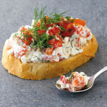 Weißbrot mit Fetacreme