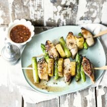 Spargel-Kabeljau-Spieße Spargel-Kabeljau-Spieße