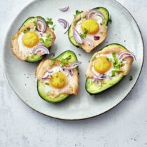 Avocadoeier aus dem Ofen Avocadoeier aus dem Ofen