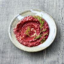 Rote-Bete-Avocado-Creme