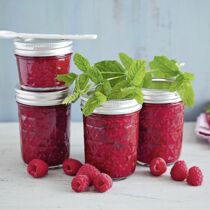 Himbeermarmelade mit Minze Himbeermarmelade mit Minze