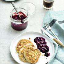 Walnuss-Bananen-Pancakes Walnuss-Bananen-Pancakes