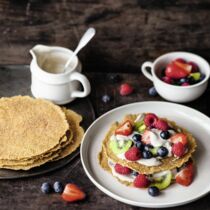 Pfannkuchen mit Vanillesauce