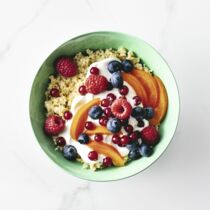 Hirse mit Obstsalat Hirse mit Obstsalat