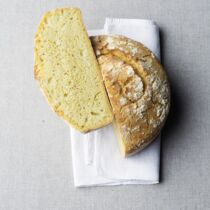 Knuspriges Maisbrot Knuspriges Maisbrot