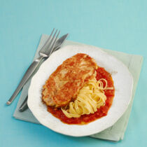Puten-Piccata mit Tomatensauce