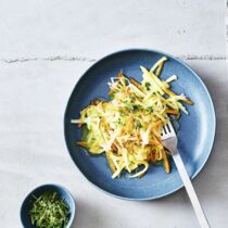 Raffelsalat mit Ahornsirup-Senf-Dressing Raffelsalat mit Ahornsirup-Senf-Dressing