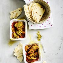 Currywurst mit Flatbread