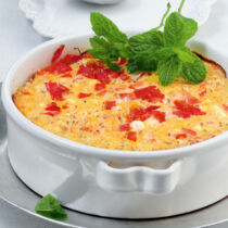 Couscousauflauf mit Joghurt-Schafkäse-Guss Couscousauflauf mit Joghurt-Schafkäse-Guss