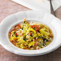 Wirsingtopf mit Käse und Reis