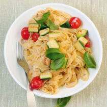 Tagliatelle mit Tomaten-Wein-Sauce