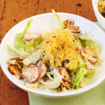 Kürbiskern-Polenta mit Spitzkohl Kürbiskern-Polenta mit Spitzkohl