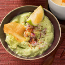 Avocadodip mit Limettensaft Avocadodip mit Limettensaft