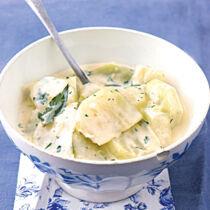 Kohlrabi mit Sahnesauce Kohlrabi mit Sahnesauce