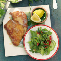 Kräutersalat mit Piccata Kräutersalat mit Piccata
