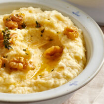 Selleriepüree mit Thymianwalnüssen