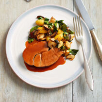 Rehkeule mit Steinpilz-Gnocchi Rehkeule mit Steinpilz-Gnocchi