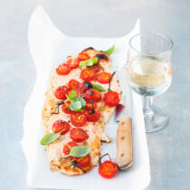 Flammkuchen mit Kirschtomaten