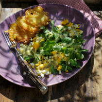 Feldsalat mit Eier-Senf-Dressing