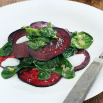 Rote-Bete-Lasagne mit Rosmarinchampignons