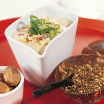 Käsesauce mit Haselnüssen Käsesauce mit Haselnüssen