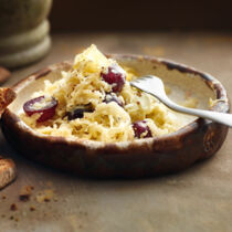 Sauerkrautrohkost mit Trauben Sauerkrautrohkost mit Trauben